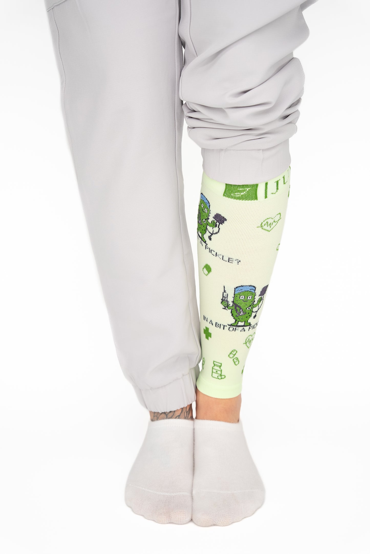 Signature Compression Sleeves V2 (Pickle)
